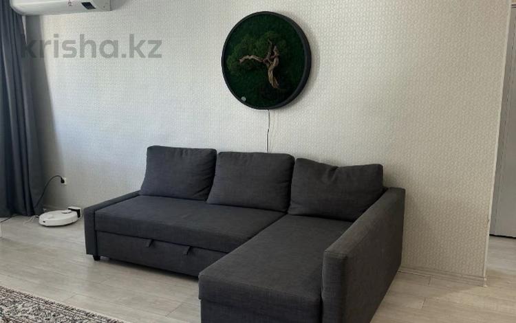 3-бөлмелі пәтер · 65 м² · 2 қабат, Самал-2 ш/а. 55, бағасы: 500 000 ₸ в Алматы, Медеуский р-н — фото 2