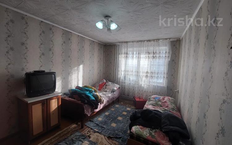 1-комнатная квартира, 30 м², 3/5 этаж, Самал за 7 млн 〒 в Талдыкоргане, мкр Самал — фото 8
