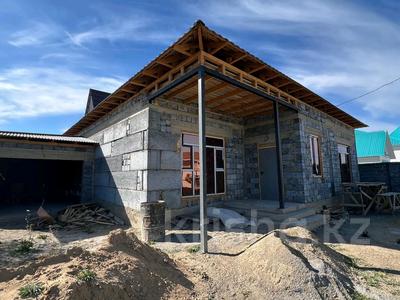 Отдельный дом · 4 комнаты · 210 м² · 5 сот., Богенбай батыра 15/1 за 43 млн 〒 в Сатпаев