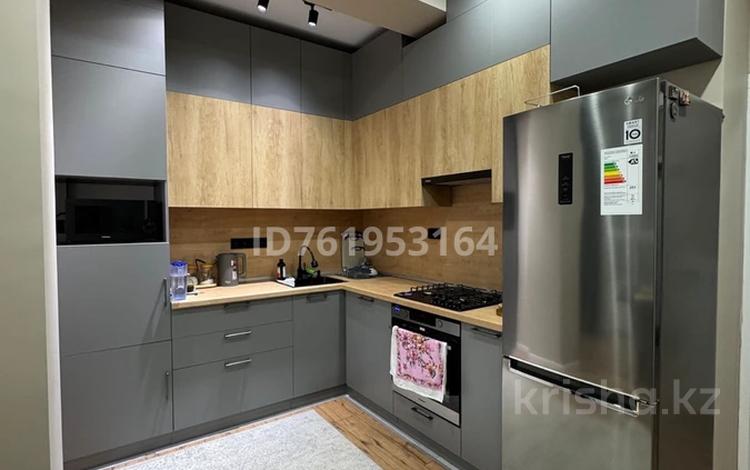 2-комнатная квартира · 56 м² · 7/8 этаж, Жапсарбаева 68 за 270 000 ₸ в Алматы, Алатауский р-н — фото 2