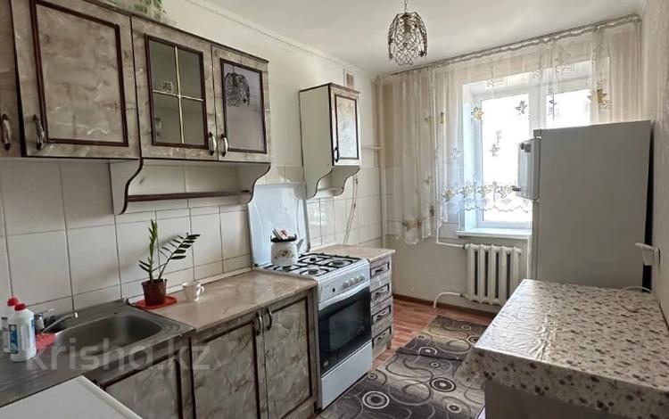 3-комнатная квартира · 64 м² · 7/9 этаж, мкр 8, Молдагулова 36/1 за 180 000 ₸ в Актобе — фото 2