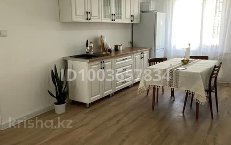 Жеке үй · 3 бөлме · 75.7 м², Жибек жолы 28 — Магазин Тәтті нан, бағасы: 60 000 ₸ в Бурабае — фото 9