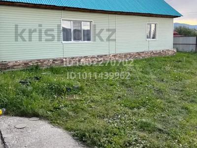 Дом · 4 комнаты · 120 м², Батырханова 56 за 10 000 ₸ в 