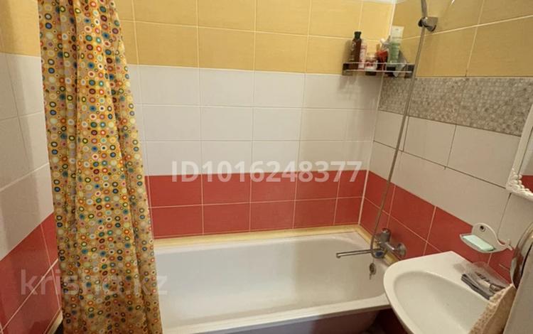 1-комнатная квартира · 49 м² · 3/5 этаж, мкр. Алтын орда, Санкибай батыр 38в 3 этаж за 150 000 ₸ в Актобе — фото 2