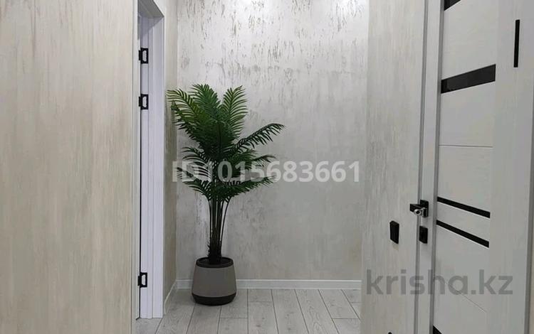 1-бөлмелі пәтер · 50 м² · 3/9 қабат, Назарбаева 233б — НИШ, ПЛАЗА, БЕРЕКЕ, ЗАВОД АЛЛЮР, БЕЛОРУС, КАМЛИТ, бағасы: 15 000 ₸ в Костанае — фото 2
