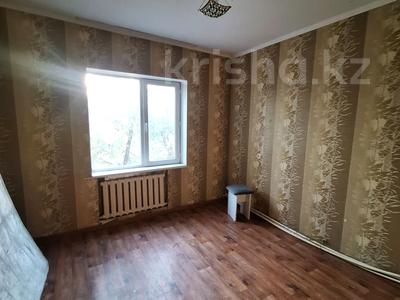 2-комнатная квартира · 50 м² · 4/5 этаж, 21 микрарайон 18 дом — Жангелдина за 18.2 млн ₸ в Шымкенте, Аль-Фарабийский р-н
