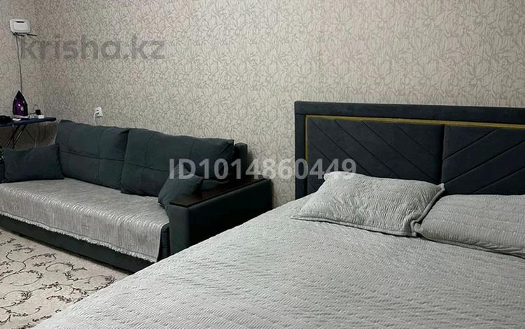 1-комнатная квартира · 36 м² · 1/5 этаж, Р. Кошкарбаева 7/2 — Рядом в/ч , школа,садик,озера,магазин,мечеть за 15 000 ₸ в Приозёрске — фото 12