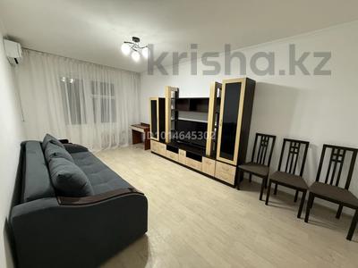 2-бөлмелі пәтер · 55 м² · 4/5 қабат, Мамыр-7 ш/а. — Абая-Момышулы, бағасы: 250 000 ₸ в Алматы, Ауэзовский р-н