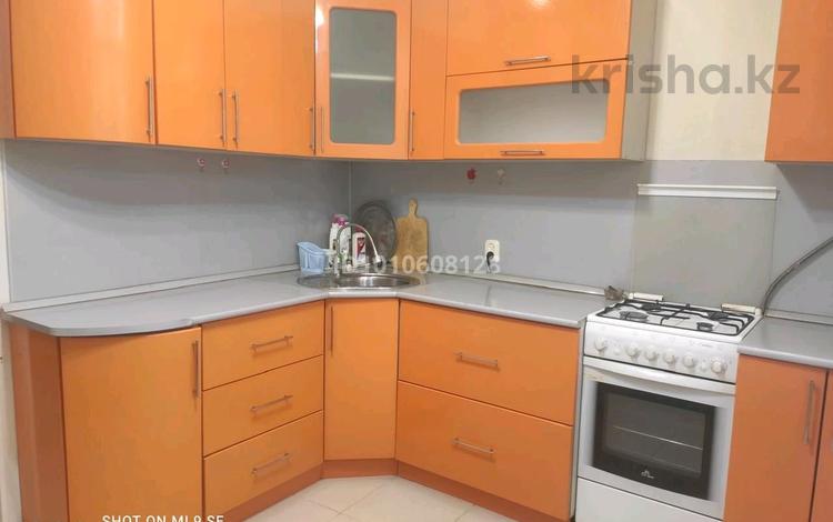2-бөлмелі пәтер · 58 м² · 2/3 қабат, Неусыпова 26, бағасы: 135 000 ₸ в Уральске — фото 2
