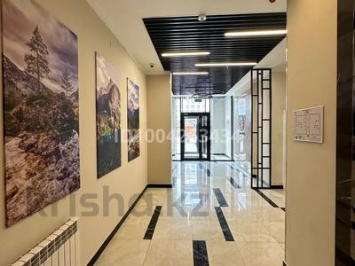 Пәтерлер в Атырауской обл.: 4-бөлмелі пәтер · 140 м² · 7/9 қабат, Абулхайр Хана 63, бағасы: 550 000 〒 4-бөлмелі пәтер · 140 м² · 7/9 қабат, Абулхайр Хана 63, бағасы: 550 000 〒 в Атырау