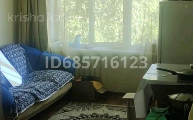 1-комнатная квартира, 15 м², 2/5 этаж, Сатпаева 15 за 5 млн 〒 в Усть-Каменогорске — фото 2