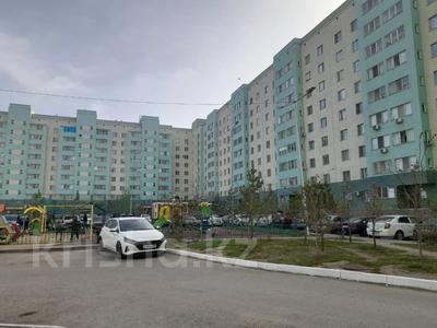 2-комнатная квартира, 62 м², 5/9 этаж, Молдагалиева 2 за 23.5 млн 〒 в Астане, Нура р-н