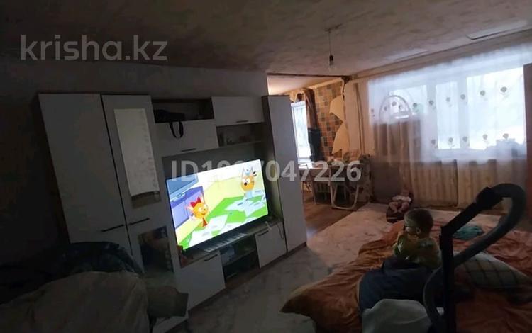 2-бөлмелі пәтер · 45 м² · 1/4 қабат, маяковского 4 — через дорогу парк, бағасы: 5 млн ₸ в Темиртау — фото 2