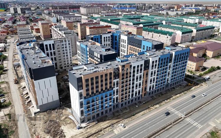 2-бөлмелі пәтер · 68.8 м² · 6/9 қабат, мкр Нурсая, Султан Бейбарыс 437, бағасы: 26 млн ₸ в Атырау — фото 2
