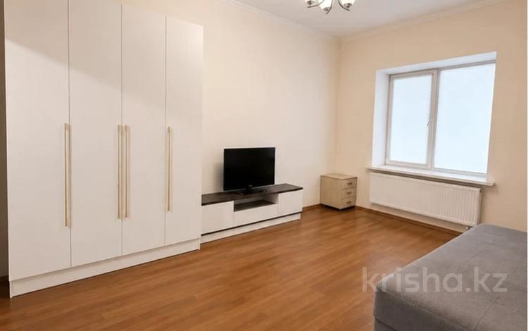 1-комнатная квартира · 40 м² · 1/19 этаж, Брусиловского 167 — проспект Абая за 33.5 млн ₸ в Алматы, Алмалинский р-н — фото 2