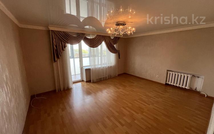 4-бөлмелі пәтер · 85.6 м² · 4/5 қабат, Амангельды, бағасы: 37.5 млн ₸ в Костанае — фото 2