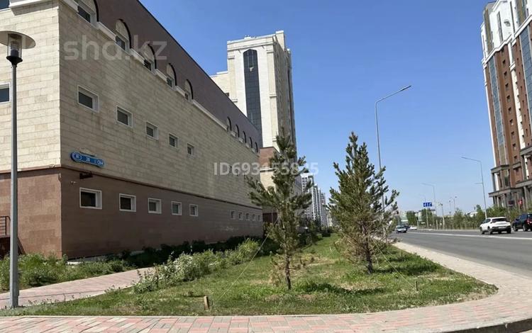 Паркинг • 19 м² • Бухар жырау 30а — Туркестан за 800 000 〒 в Астане, Есильский р-н — фото 2