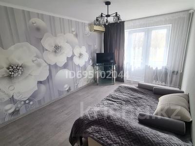 1-комнатная квартира · 32 м² · 2/5 этаж, мкр Восток 9 за 15.5 млн 〒 в Шымкенте, Аль-Фарабийский р-н