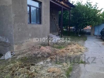 Отдельный дом · 6 комнат · 185 м² · 10 сот., Дулатова 134 — Район Хатын Копра Тамерлановское шоссе. за 45 млн 〒 в Шымкенте, Туран р-н