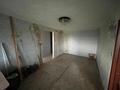 2-комнатная квартира · 45.3 м² · 5/5 этаж, 4 19 — Рядом школа, всё в шаговой доступности. Спокойный район, хорошие соседи. Квартира без ремонта. за 2 млн ₸ в Житикаре — фото 4