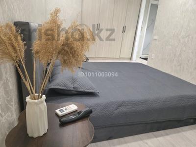 1-бөлмелі пәтер · 35 м² · 1/5 қабат, мкр 8 271/1 — Рынок Алтай, университет Жубанова и Байшева, бағасы: 12 000 ₸ в Актобе