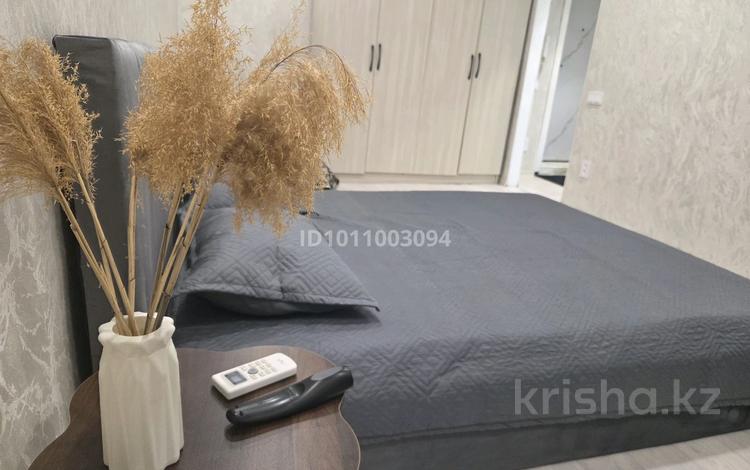 1-бөлмелі пәтер · 35 м² · 1/5 қабат, мкр 8 271/1 — Рынок Алтай, университет Жубанова и Байшева, бағасы: 12 000 ₸ в Актобе — фото 8