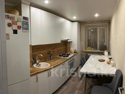 3-комнатная квартира · 63.8 м² · 9/9 этаж, Шакарима за 26 млн 〒 в Семее