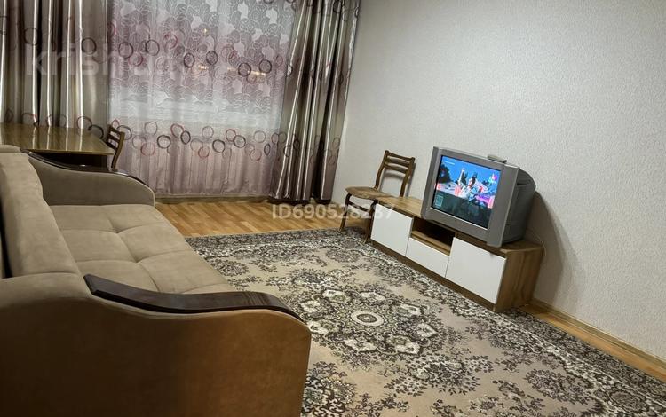 1-комнатная квартира, 40 м², 2/9 этаж помесячно, мкр Таугуль 11