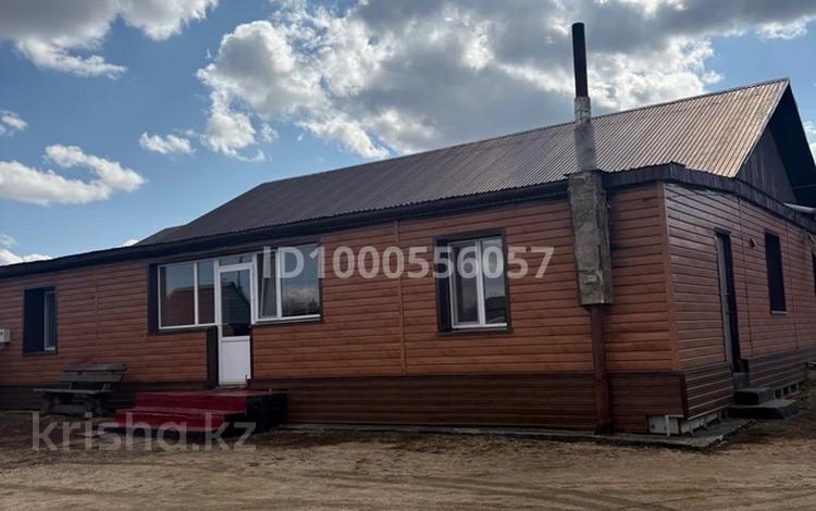 Отдельный дом · 3 комнаты · 204 м² · 14 сот., Тауельсиздик 114 за 27 млн ₸ в  — фото 2