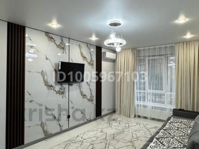 2-комнатная квартира · 61 м² · 1/9 этаж, мкр Думан-2, Мкрн Думан-2 63 за 380 000 〒 в Алматы, Медеуский р-н