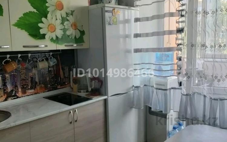 3-комнатная квартира · 55 м² · 5/9 этаж, 6 микрорайон за 12.5 млн ₸ в Темиртау — фото 2