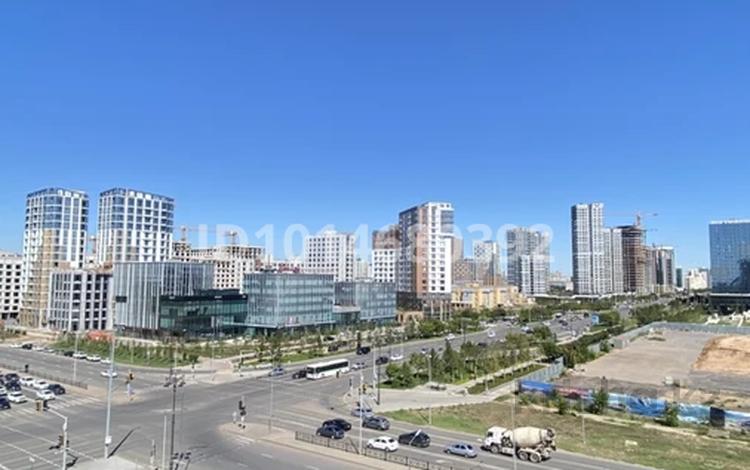 3-комнатная квартира · 85 м² · 7/12 этаж, Мангилик ел 66/1 за 70 млн ₸ в Астане, Есильский р-н — фото 2