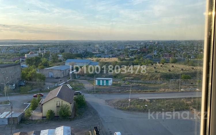 3-комнатная квартира · 62.1 м² · 9/9 этаж, Майкудук, Мкр Мамыраева 16 за 21 млн ₸ в Караганде, Алихана Бокейханова р-н — фото 2