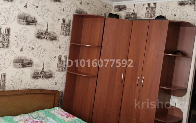 2-комнатная квартира · 50 м² · 1/9 этаж, Камзина за 180 000 ₸ в Павлодаре — фото 2