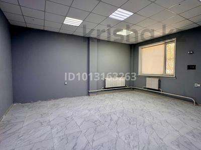 Свободное назначение, офисы, магазины и бутики, склады · 205 м² за 750 000 ₸ в Астане, р-н Байконур