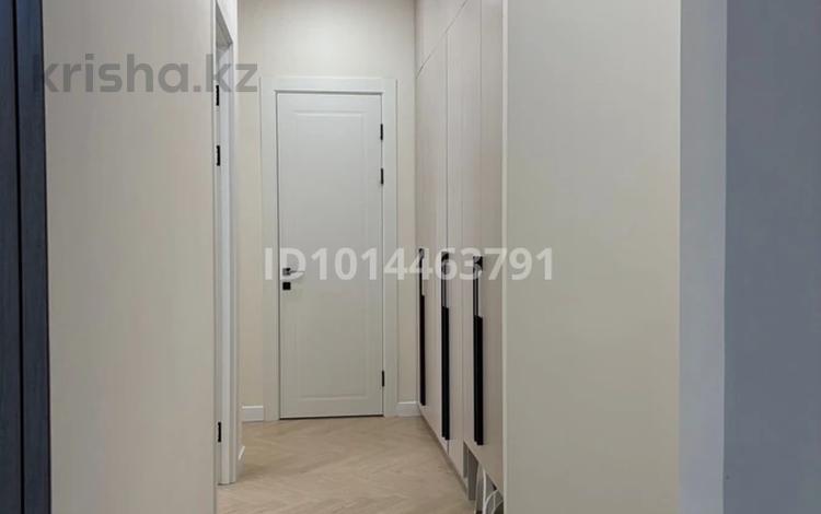 3-комнатная квартира · 67 м², Онғарсынва 8/1 — Фариза Онгарсынова 8/1 за 50 млн ₸ в Астане, Есильский р-н — фото 7