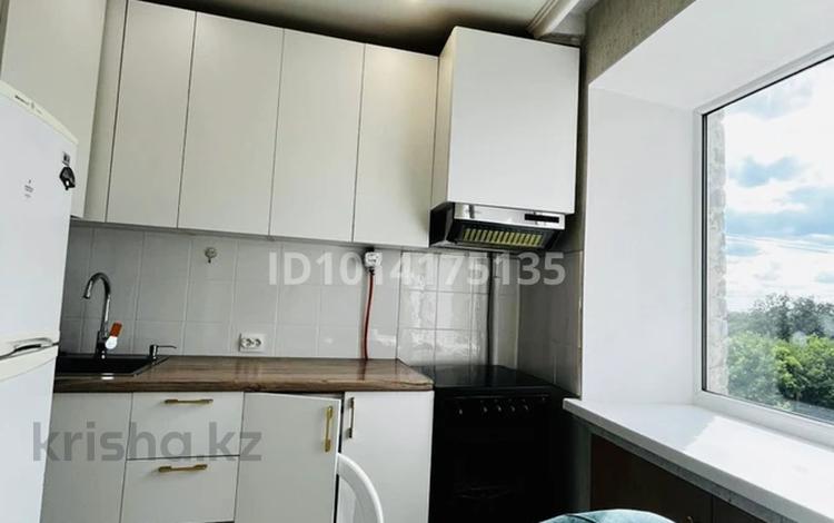 2-комнатная квартира · 42 м² · 5/5 этаж, Акбугы 8/1 за 200 000 ₸ в Астане, Сарыарка р-н — фото 2