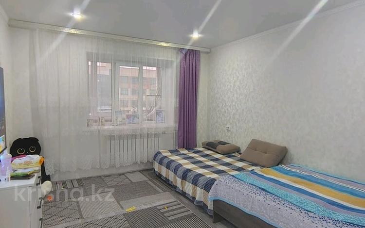 1-бөлмелі пәтер · 43 м² · 1/3 қабат, Алтын Дала 1а, бағасы: 18 млн ₸ в Петропавловске — фото 2