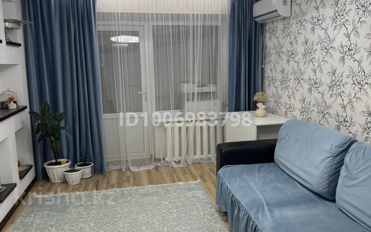3-комнатная квартира · 60 м² · 4/5 этаж, Агыбай Батыра 66 — Дом напротив Темирбулатовской бани за 16 млн ₸ в  — фото 2