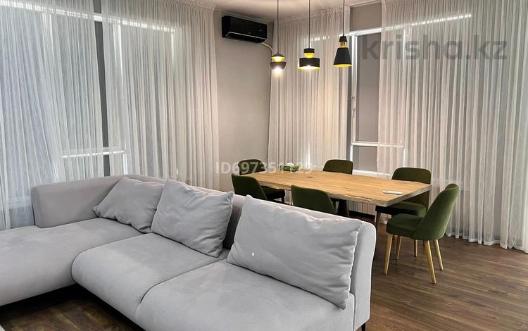 2-бөлмелі пәтер · 90 м² · 16/16 қабат, Байтерекова 100/4, бағасы: 58 млн ₸ в Шымкенте, Каратауский р-н — фото 2