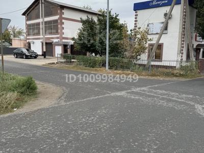 Отдельный дом · 6 комнат · 360 м² · 6 сот., пгт Балыкши, Бейбитшилик 26 за 40 млн 〒 в Атырау