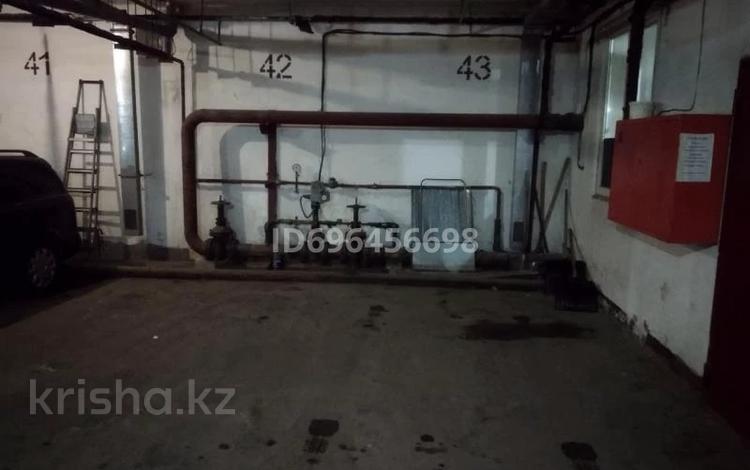 Паркинг · 14.6 м² · Маншук Маметовой 111 — Мендалиева за 10 000 ₸ в Уральске — фото 2