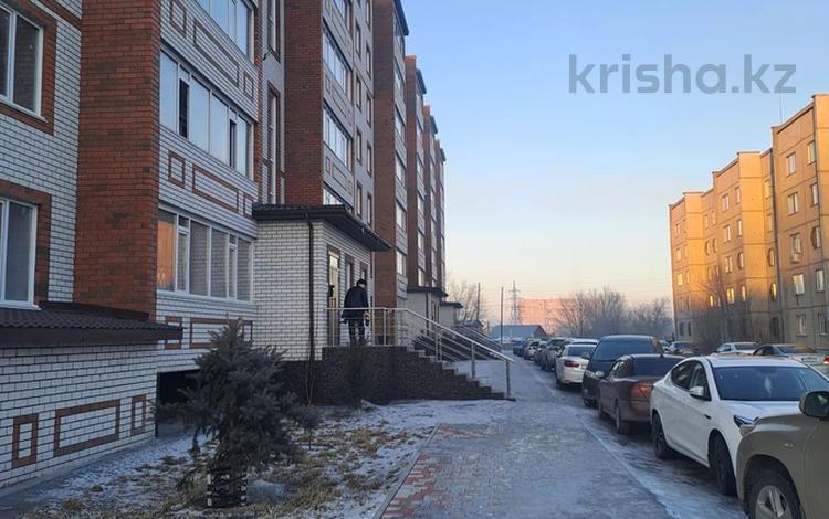 1-комнатная квартира · 40 м² · 5/7 этаж, Юность 10 а — Напротив строительного колледжа за 16 млн 〒 в Семее — фото 7