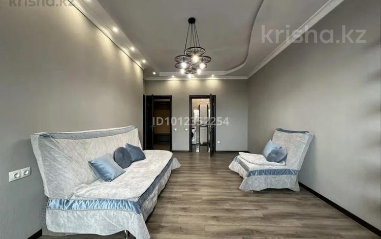 4-бөлмелі пәтер · 170 м² · 5/12 қабат, Просп. Назарбаева 223блок4А, бағасы: 1.3 млн ₸ в Алматы, Бостандыкский р-н — фото 18