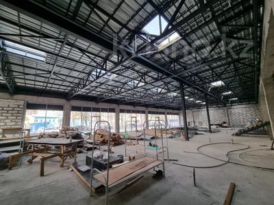 Свободное назначение, офисы, магазины и бутики, склады, азс, автосервисы и автомойки, общепит, салоны красоты, сельское хозяйство, медцентры и аптеки, образование, развлечения · 1730 м² за 2.7 млрд 〒 в Алматы, Алмалинский р-н