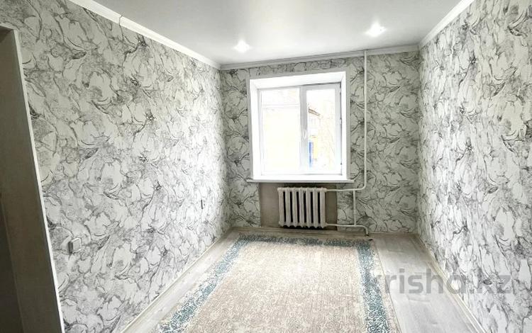 2-комнатная квартира, 50.45 м², 4/9 этаж, Назарбаева за 8 млн 〒 в Уральске — фото 2