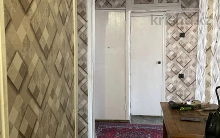 2-бөлмелі пәтер · 54 м² · 4/5 қабат, Ауэзова — Толе би, бағасы: 45 млн ₸ в Алматы, Алмалинский р-н — фото 2
