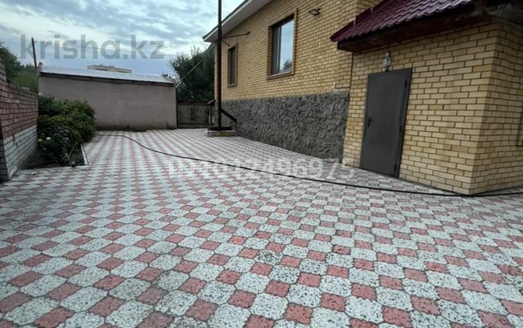 Дом · 8 комнат · 300 м², Парковая 1 Г — Каржаубай улы за 80 000 ₸ в Семее, Красный Кордон — фото 2
