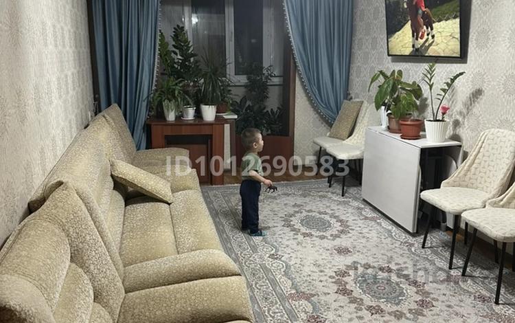 4-бөлмелі пәтер · 82.6 м² · 5/5 қабат, 5 мкр 33 — Возле 5 школа, бағасы: 35 млн ₸ в Конаеве — фото 2