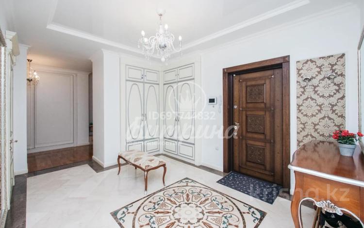 6-комнатная квартира · 293 м² · 3/7 этаж, Калдаякова за 165 млн ₸ в Астане, Алматы р-н — фото 3